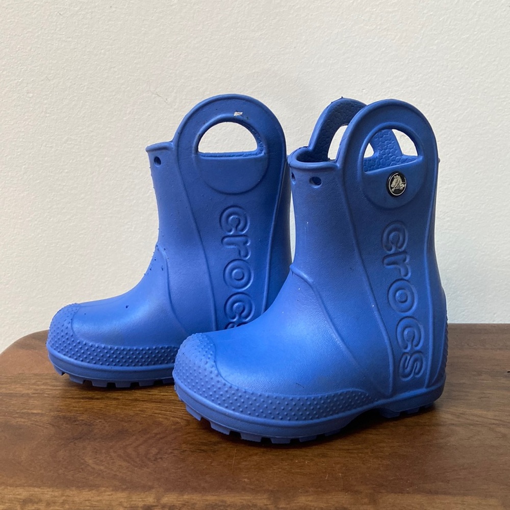 Size 6 - CROCS - Toddler 6 - Rain Boots